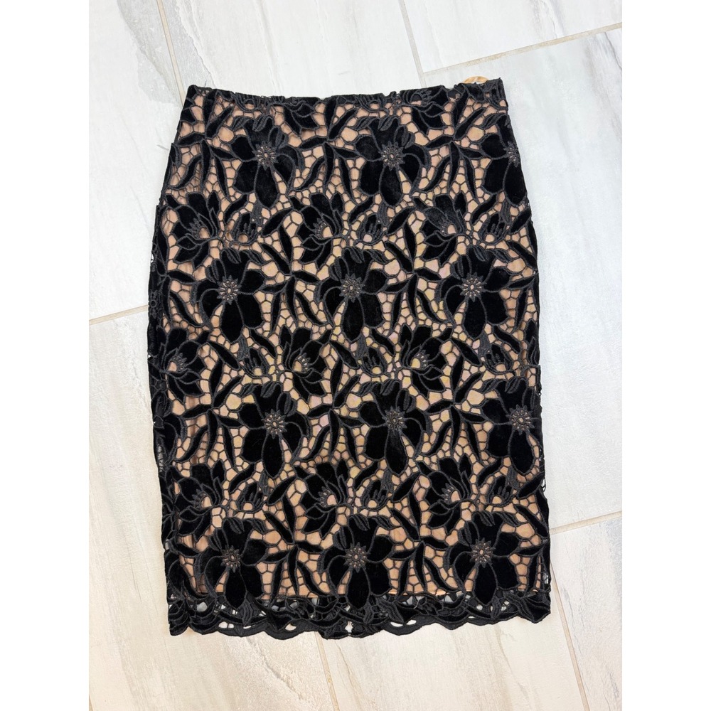 White House Black Market Black Velvet Lace Pencil Skirt 10 NWT 570358795 Floral